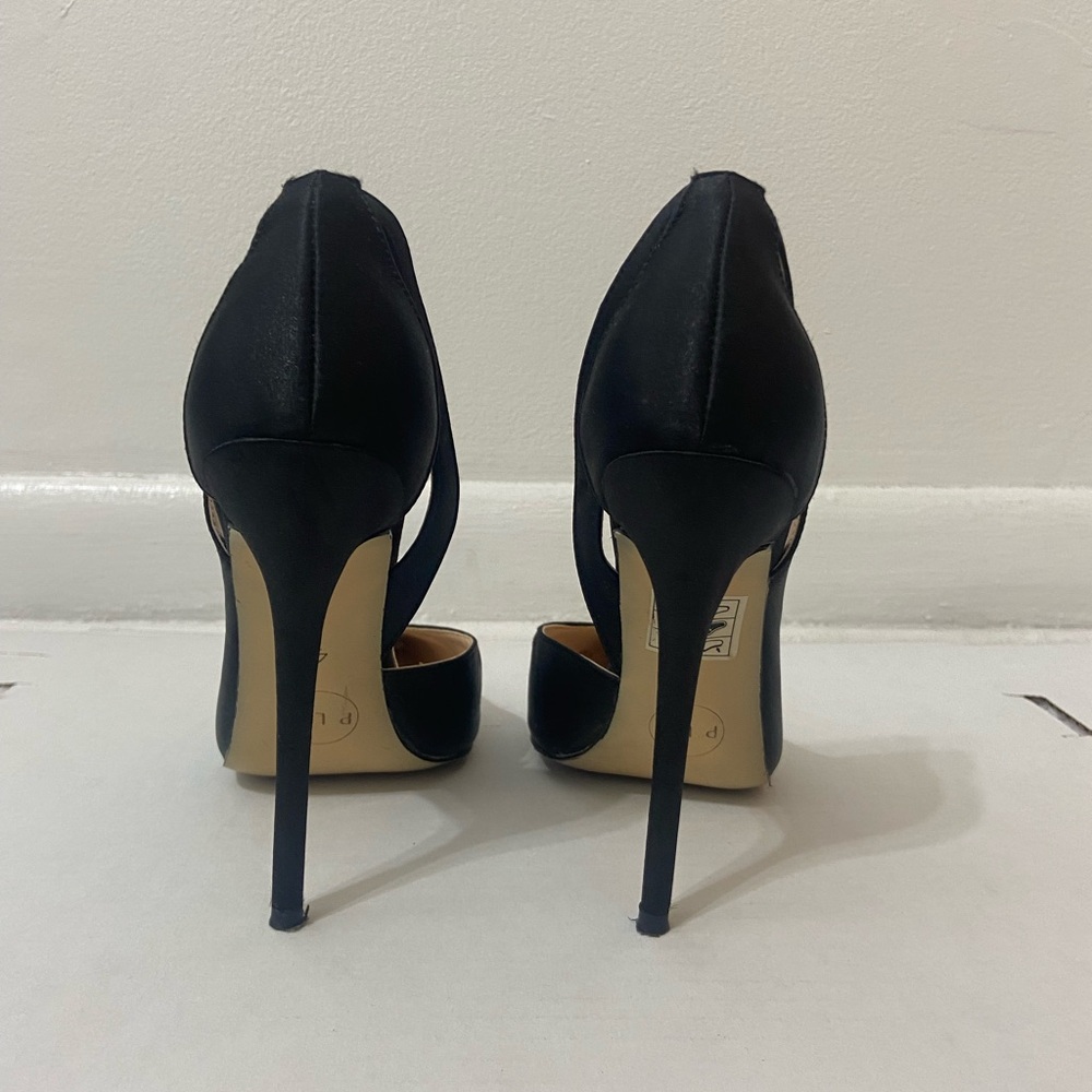 PrettyLittleThing Black Pointed Slingback Stiletto Heels - Picture 4 of 7